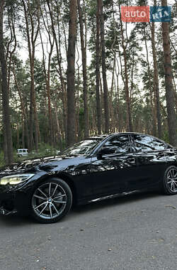 Седан BMW 3 Series 2019 в Черкасах