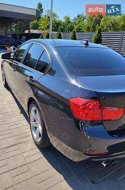 Седан BMW 3 Series 2014 в 