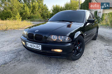 Седан BMW 3 Series 2001 в Березані