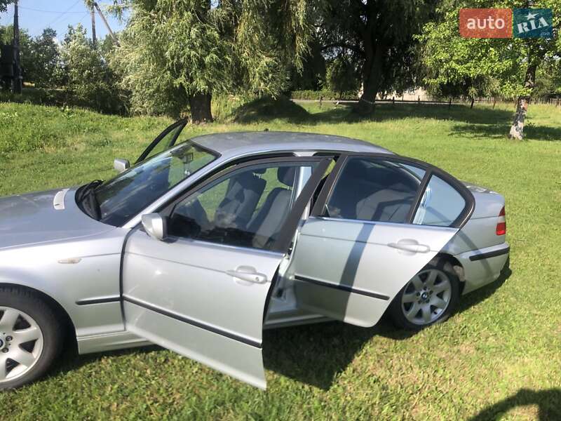 Седан BMW 3 Series 2003 в Луцке
