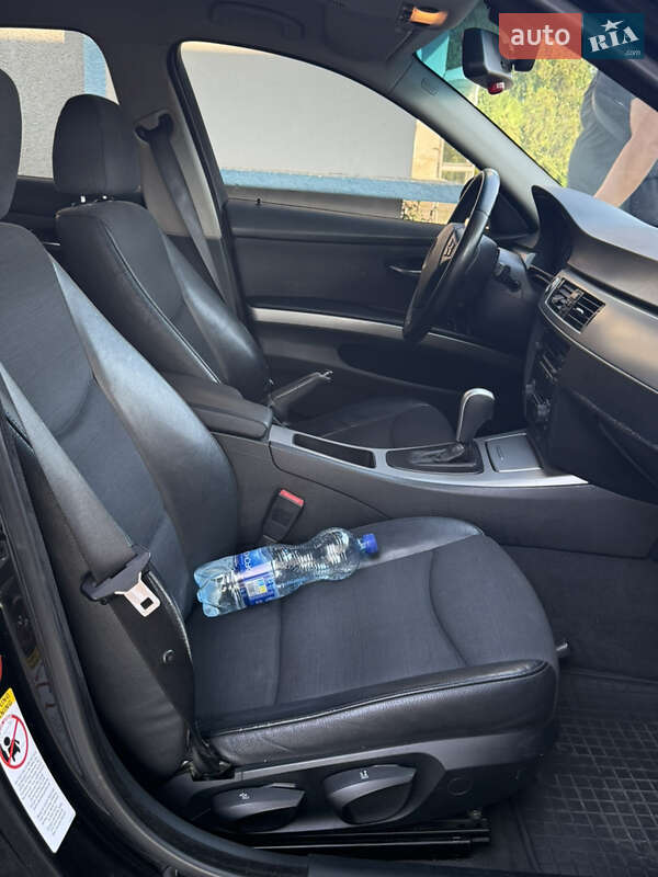 Седан BMW 3 Series 2006 в Золотоноші