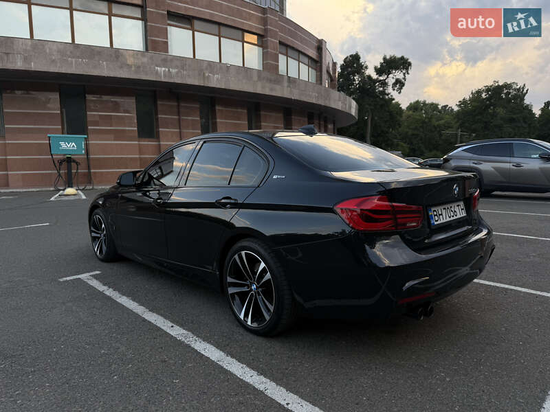 Седан BMW 3 Series 2016 в Одессе