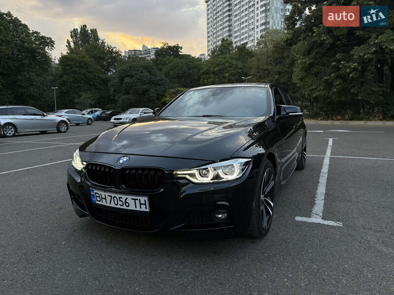 Седан BMW 3 Series 2016 в Одессе