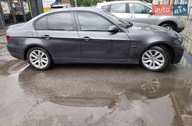 Седан BMW 3 Series 2005 в Днепре