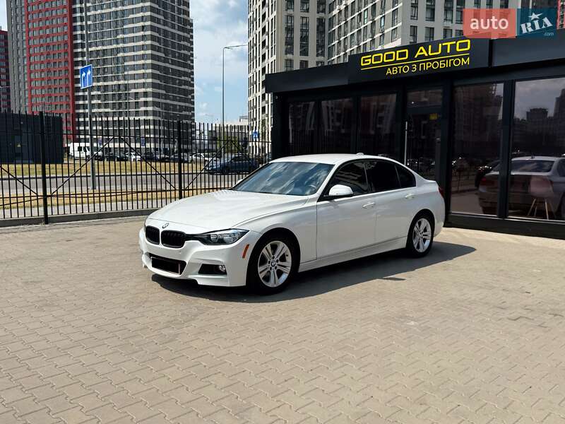 Седан BMW 3 Series 2015 в Киеве