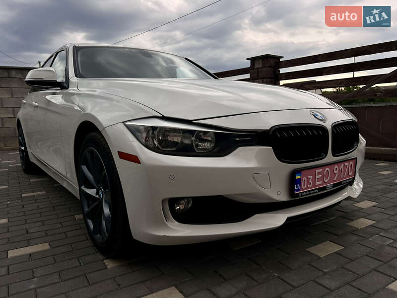 Седан BMW 3 Series 2015 в Житомире