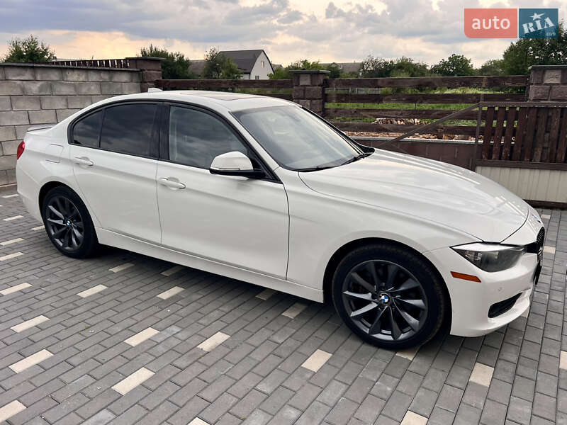 Седан BMW 3 Series 2015 в Житомире