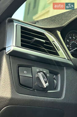Седан BMW 3 Series 2018 в 