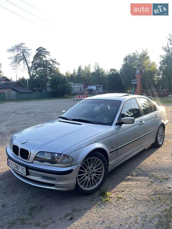 Седан BMW 3 Series 1999 в Лебедине