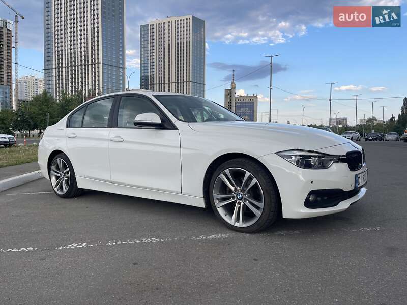 Седан BMW 3 Series 2012 в Києві