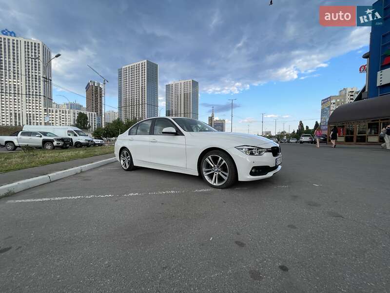 Седан BMW 3 Series 2012 в Києві