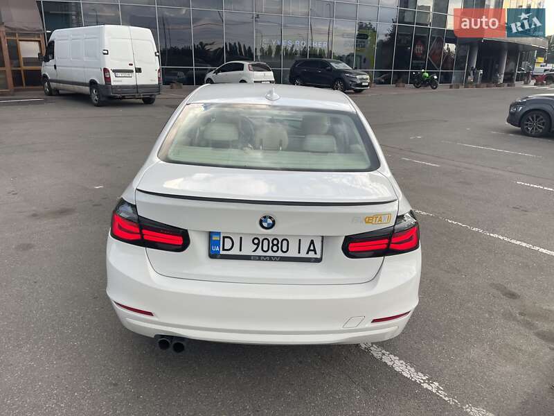 Седан BMW 3 Series 2012 в Києві