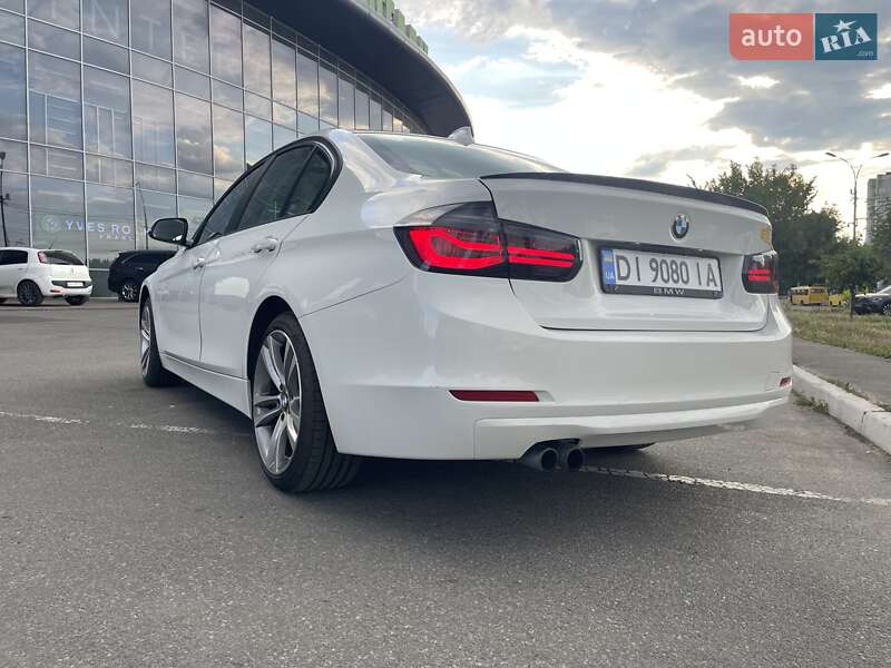 Седан BMW 3 Series 2012 в Києві