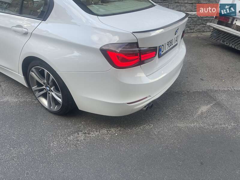 Седан BMW 3 Series 2012 в Києві