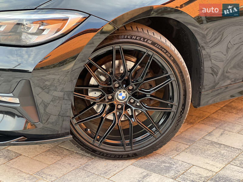 Седан BMW 3 Series 2019 в Луцке