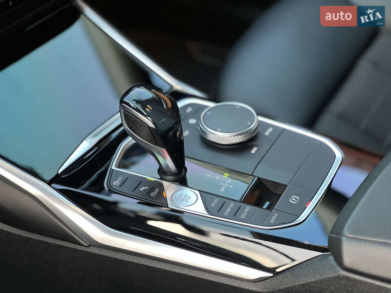 Седан BMW 3 Series 2019 в Луцке