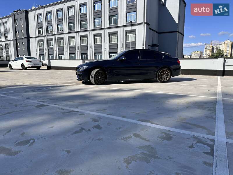 Седан BMW 3 Series 2015 в Киеве
