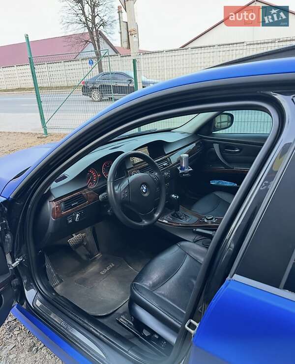 Седан BMW 3 Series 2011 в Хмельницком