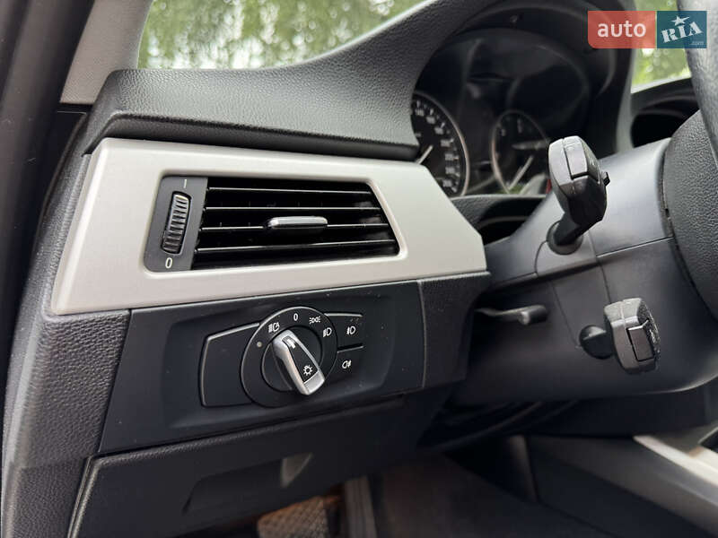 Универсал BMW 3 Series 2012 в Золочеве