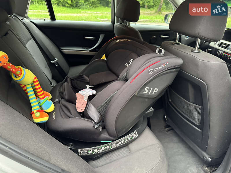 Универсал BMW 3 Series 2012 в Золочеве