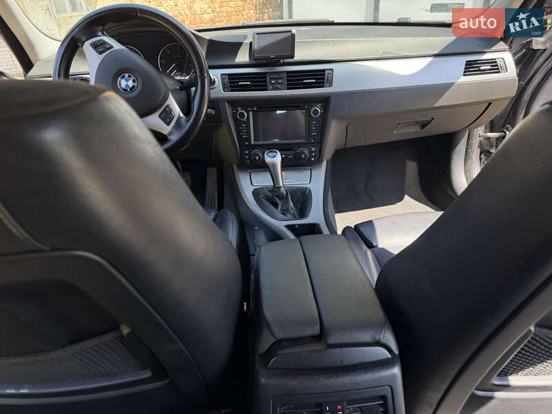 Універсал BMW 3 Series 2005 в Калуші