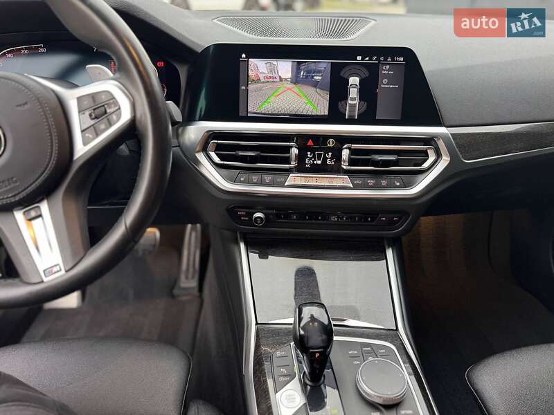 Седан BMW 3 Series 2020 в Львове
