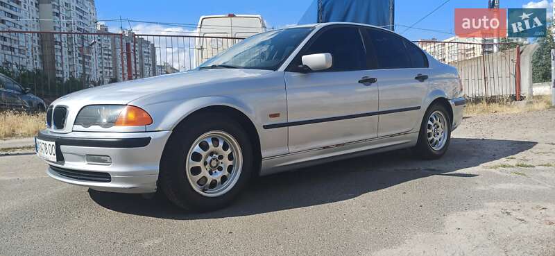 Седан BMW 3 Series 1999 в Киеве