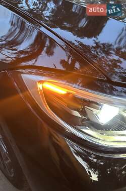 Седан BMW 3 Series 2019 в 