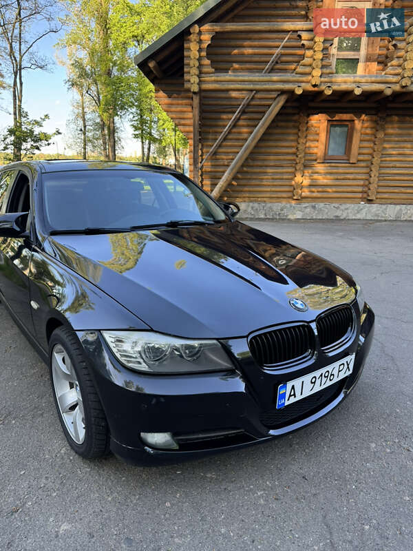 BMW 3 Series 2009