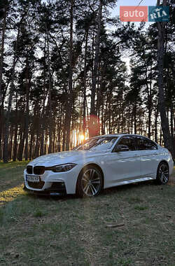 Седан BMW 3 Series 2016 в Києві
