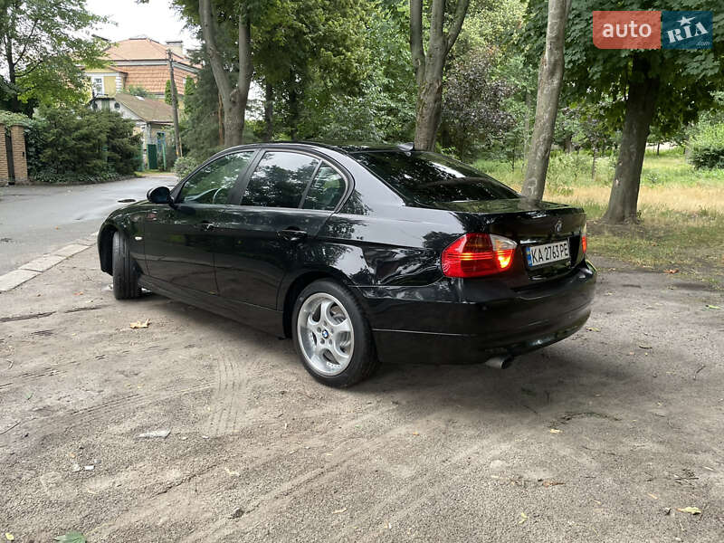 Седан BMW 3 Series 2006 в Киеве