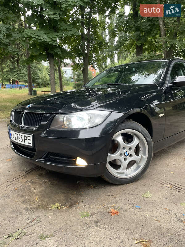 Седан BMW 3 Series 2006 в Киеве