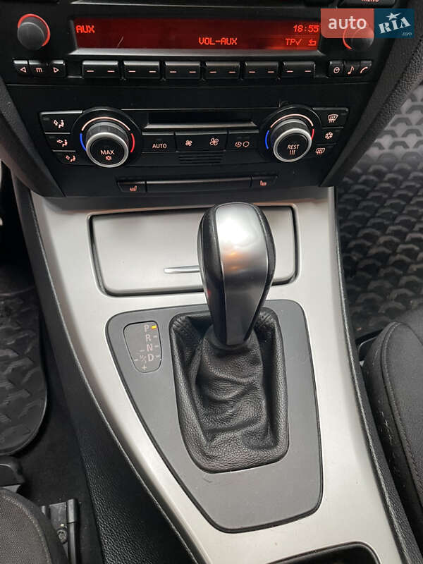 Седан BMW 3 Series 2006 в Киеве