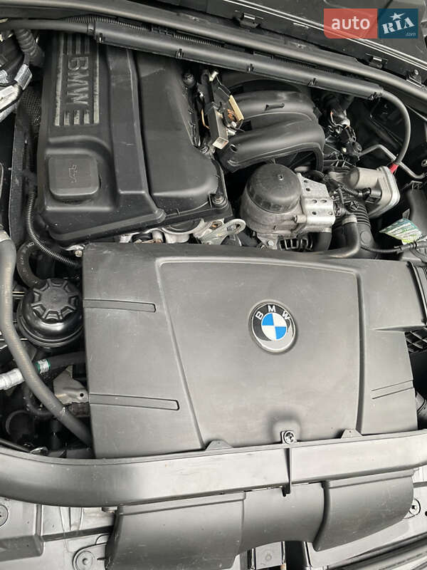 Седан BMW 3 Series 2006 в Киеве