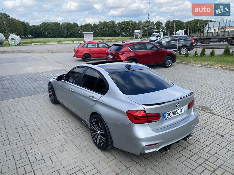 Седан BMW 3 Series 2013 в Львове