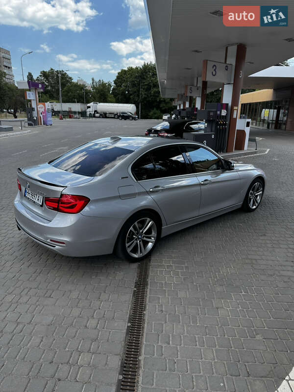 Седан BMW 3 Series 2018 в Одессе фото 5 Седан BMW 3 Series 2018 в Одессе
