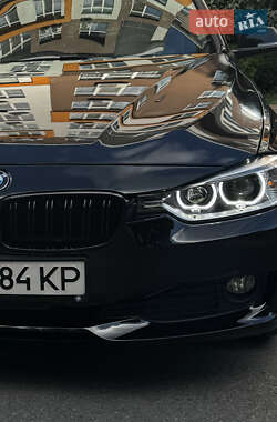 Седан BMW 3 Series 2015 в Крюківщині