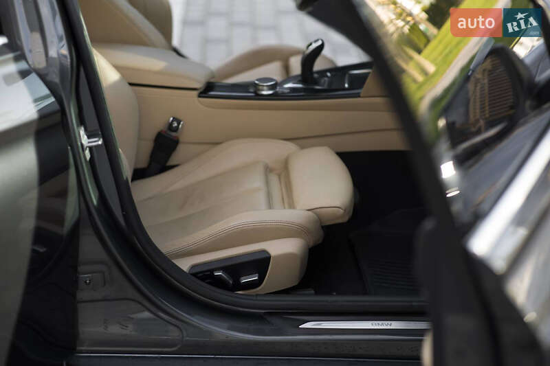 Седан BMW 3 Series 2017 в Днепре