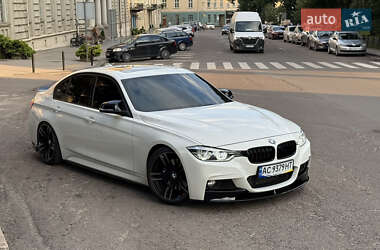 Седан BMW 3 Series 2012 в Львові