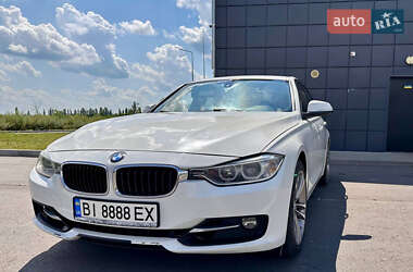 Седан BMW 3 Series 2015 в Лохвице