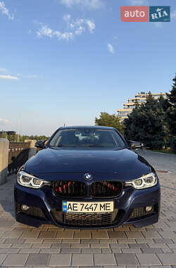 Седан BMW 3 Series 2015 в Днепре