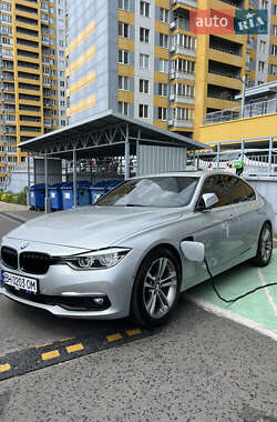 Седан BMW 3 Series 2016 в 