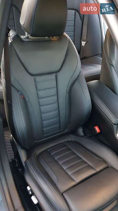 Седан BMW 3 Series 2021 в Днепре
