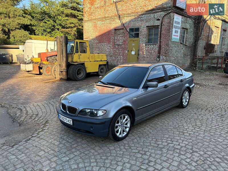 BMW 3 Series 2004