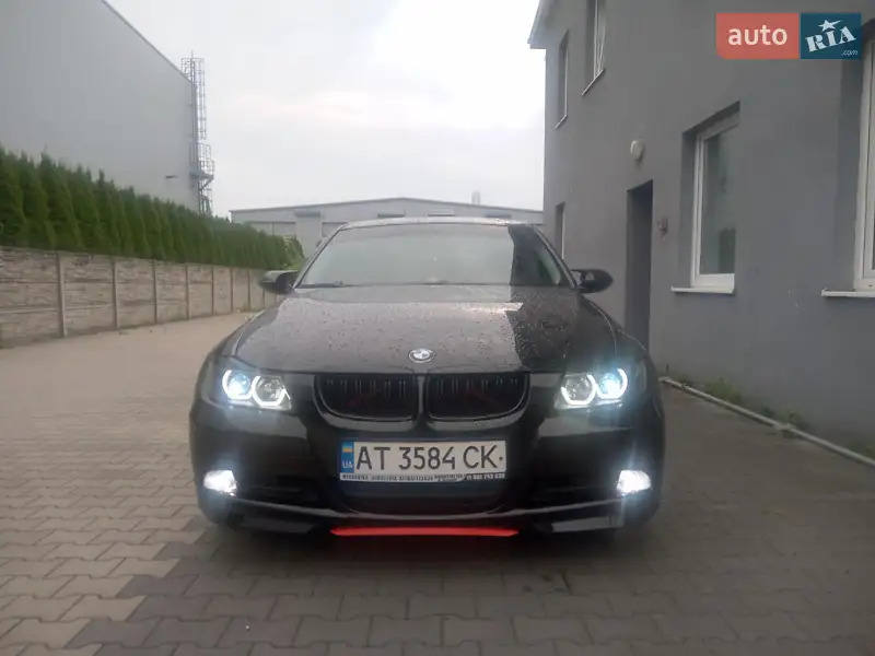 BMW 3 Series 2005 VIN WBAVA71000KR39578 фото оголошення 3 з 151
