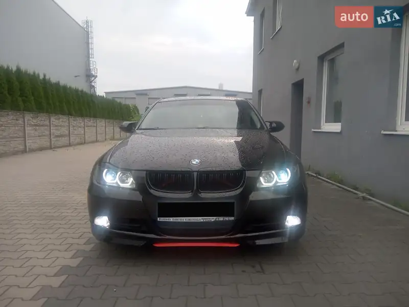 BMW 3 Series 2005 VIN WBAVA71000KR39578 фото оголошення 4 з 151
