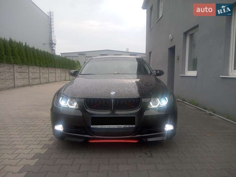 Седан BMW 3 Series 2005 в Івано-Франківську