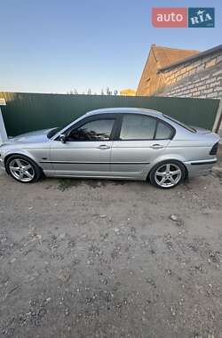 Седан BMW 3 Series 2001 в Білгороді-Дністровському