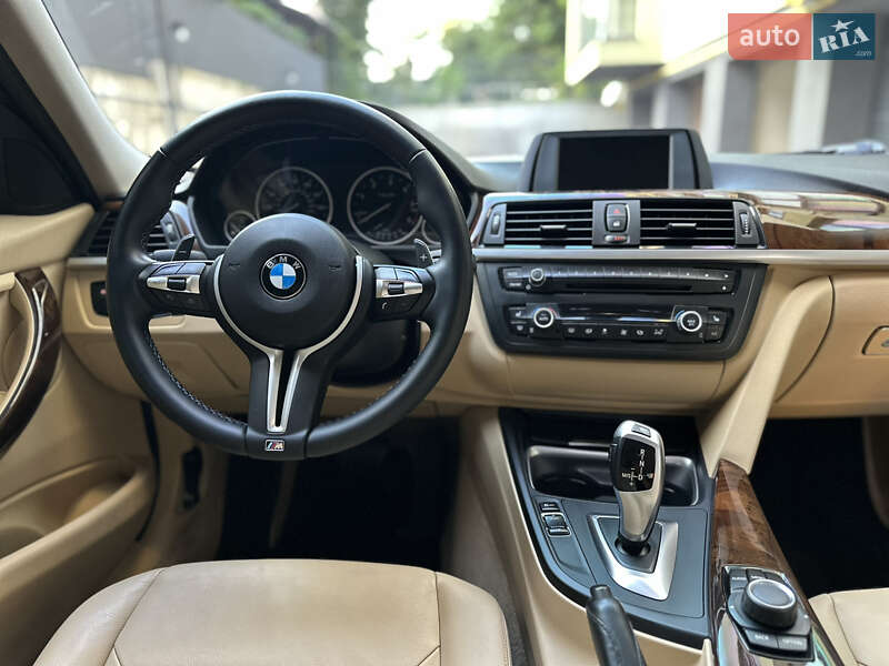Седан BMW 3 Series 2015 в Вінниці