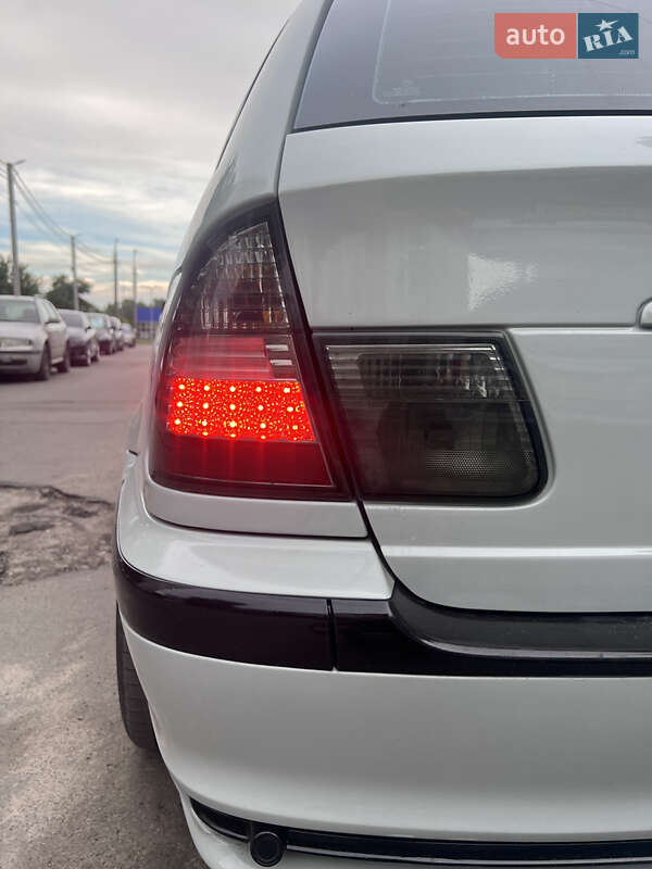 Универсал BMW 3 Series 2001 в Сумах